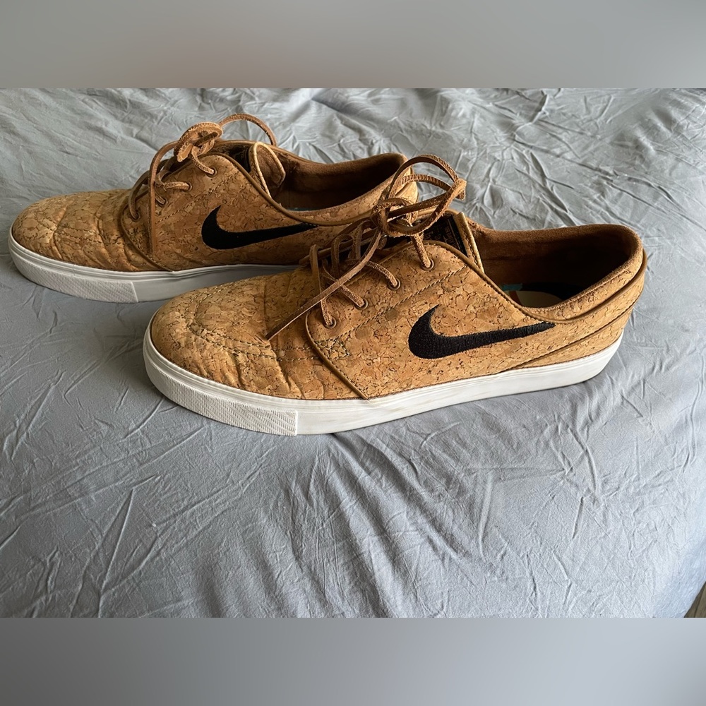 Great Condition Nike SB Zoom Stefan Janoski Elite Cork sneakers